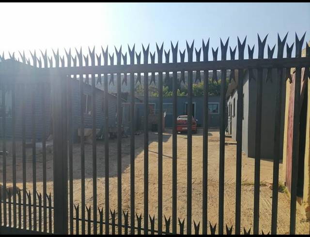 10 BEDROOM HOUSE FOR SALE IN MAMELODI EAST